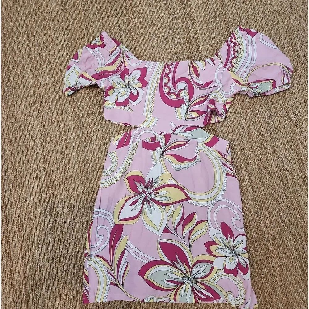 Sky To Moon Pink Floral Mini Dress with Puff Sleeves Size S Nwot